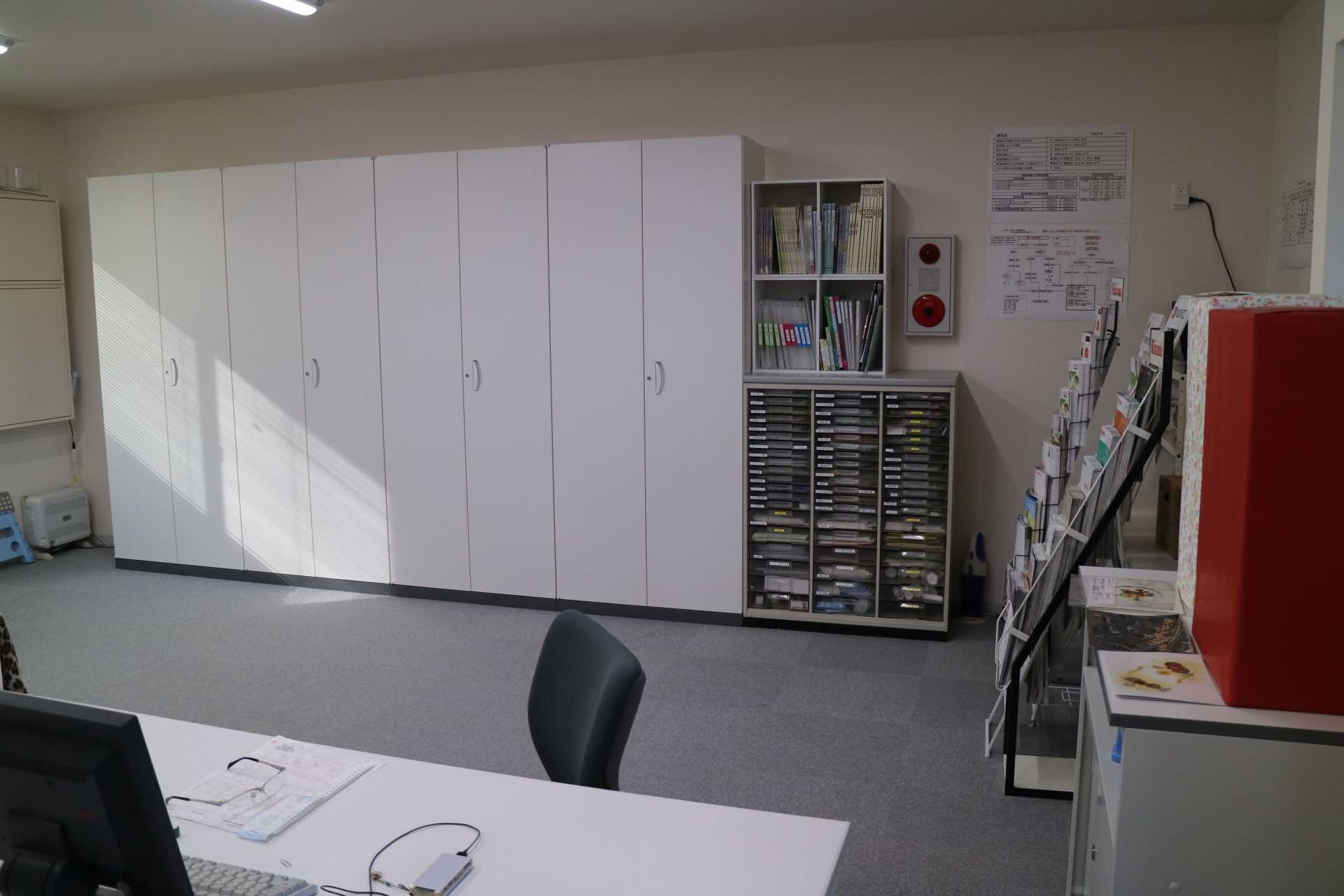 所員全員で整理整頓を心掛けています。これなら仕事環境は抜群ですね。